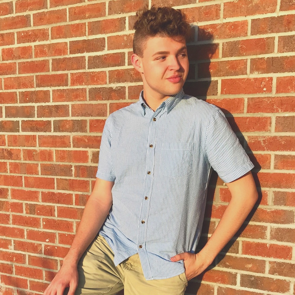 Meet your Posher, Trace